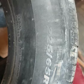 teker (текер)225/65R17