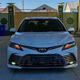Toyota Camry 2020