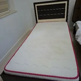 krowat yspalni кровать