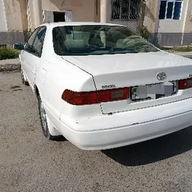 Toyota Camry 1998