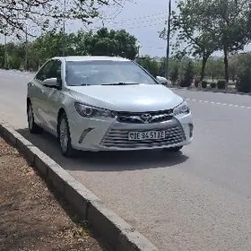 Toyota Camry 2017