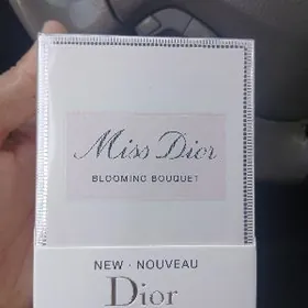 духи duhy miss dior