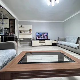 2 ком.1 этаж-30 мкр.