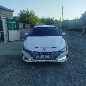 Hyundai Elantra 2021