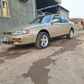 Toyota Camry 1993