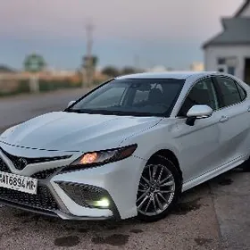 Toyota Camry 2023