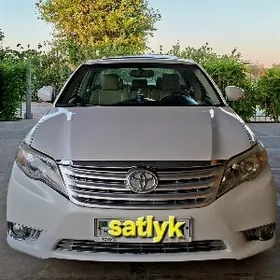 Toyota Avalon 2011