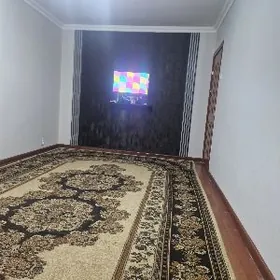 10 микр 4 этаж 1 комнат