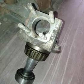 поворотный кулак с подшипникам