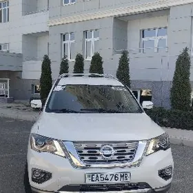 Nissan Pathfinder 2020