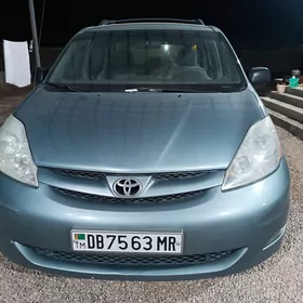 Toyota Sienna 2006
