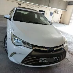 Toyota Camry 2017