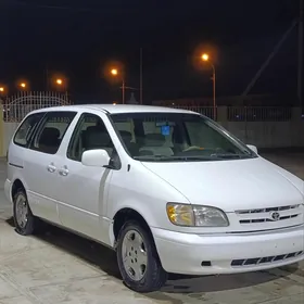 Toyota Sienna 1999