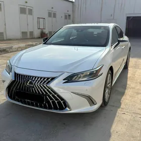 Lexus ES 350 2022
