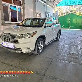 Toyota Highlander 2015