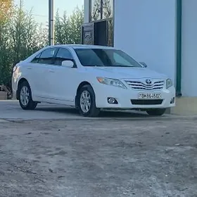 Toyota Camry 2010