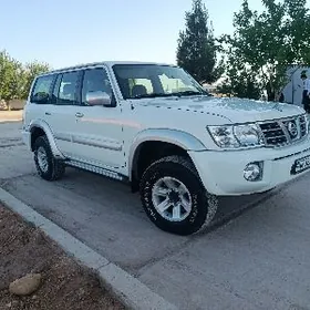 Nissan Patrol 2001