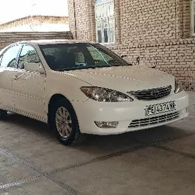Toyota Camry 2005