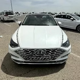 Hyundai Sonata 2021