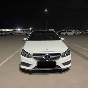 Mercedes-Benz E350 2011