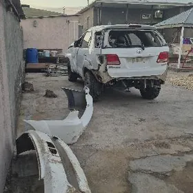 Toyota Fortuner 2008