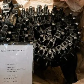 Karamel stanogyň zynjyrlary 