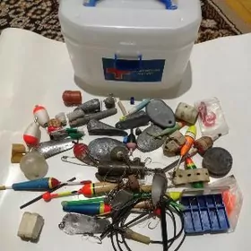снасти и поплавки