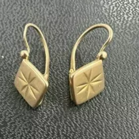 gyzyl gadymy gulakalka