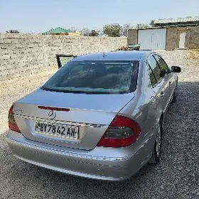 Mercedes-Benz E350 2006