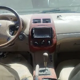 Nissan Altima 2003