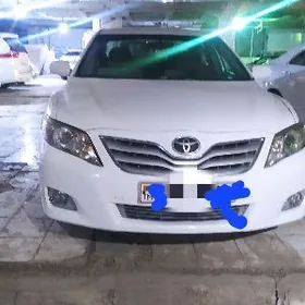 Toyota Camry 2011