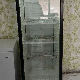 VITRINA HLADYNYK