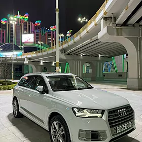 Audi Q7 2017