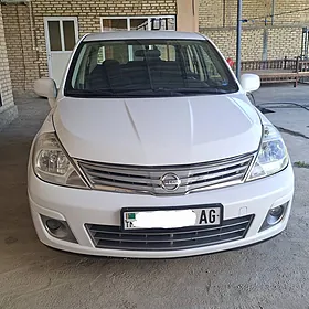 Nissan Versa 2010
