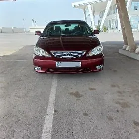 Toyota Camry 2005