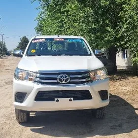 Toyota Hilux 2022