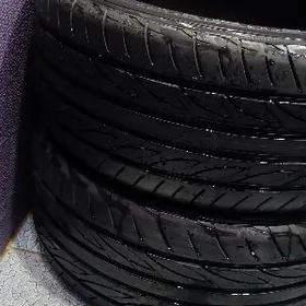 teker  245 45 18  Yokohama