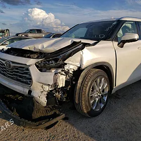 Toyota Highlander 2020