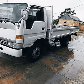 Toyota Dyna 2002