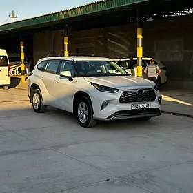 Toyota Highlander 2022