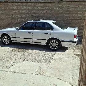 BMW 525 1990