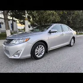 Toyota Camry 2013