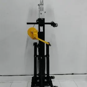 Ferma üçin padýomnik kran