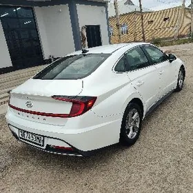 Hyundai Sonata 2021