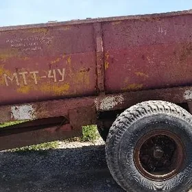 MTZ 80 2004