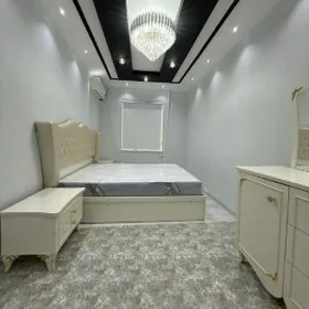 4 ком Элитка Подвойская 4 этаж