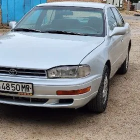 Toyota Camry 1992