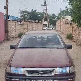 Opel Vectra 1990