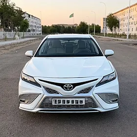 Toyota Camry 2020