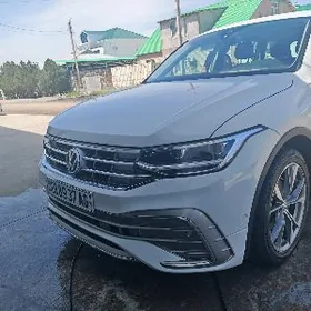 Volkswagen Tiguan 2022